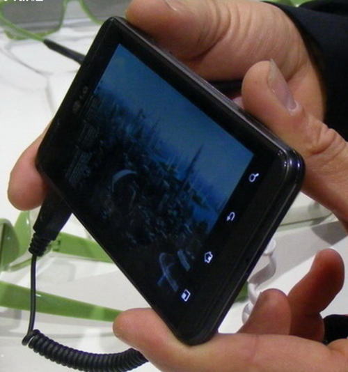 att-lg-thrill-4G-3d-androidphone-5